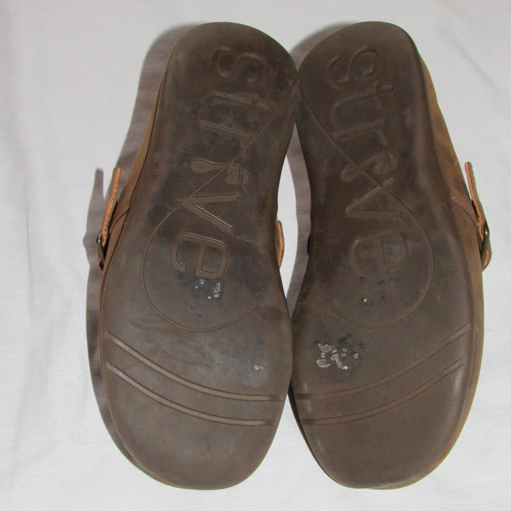 Strive Malmo Brown Distressed Leather Buckle Comfort Clog Slide Women's sz 6 - Picture 5 of 5